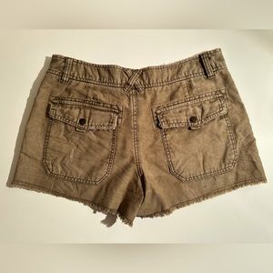 Free People Olive Green Frayed Hem Shorts Women’s Size 4